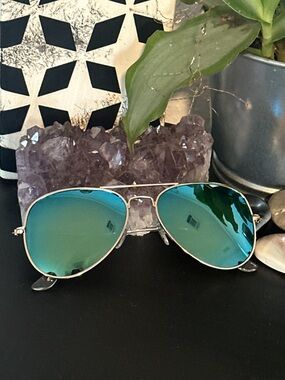 NEW Aviator Sunglasses
